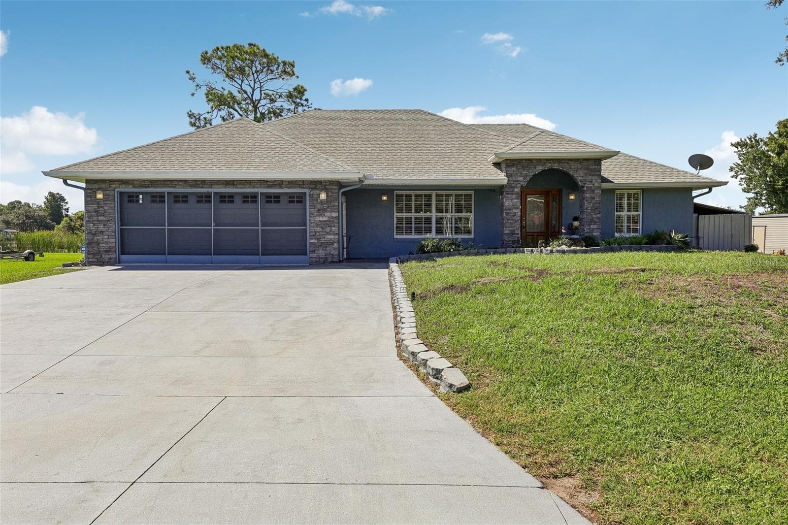 28116 LOIS DR