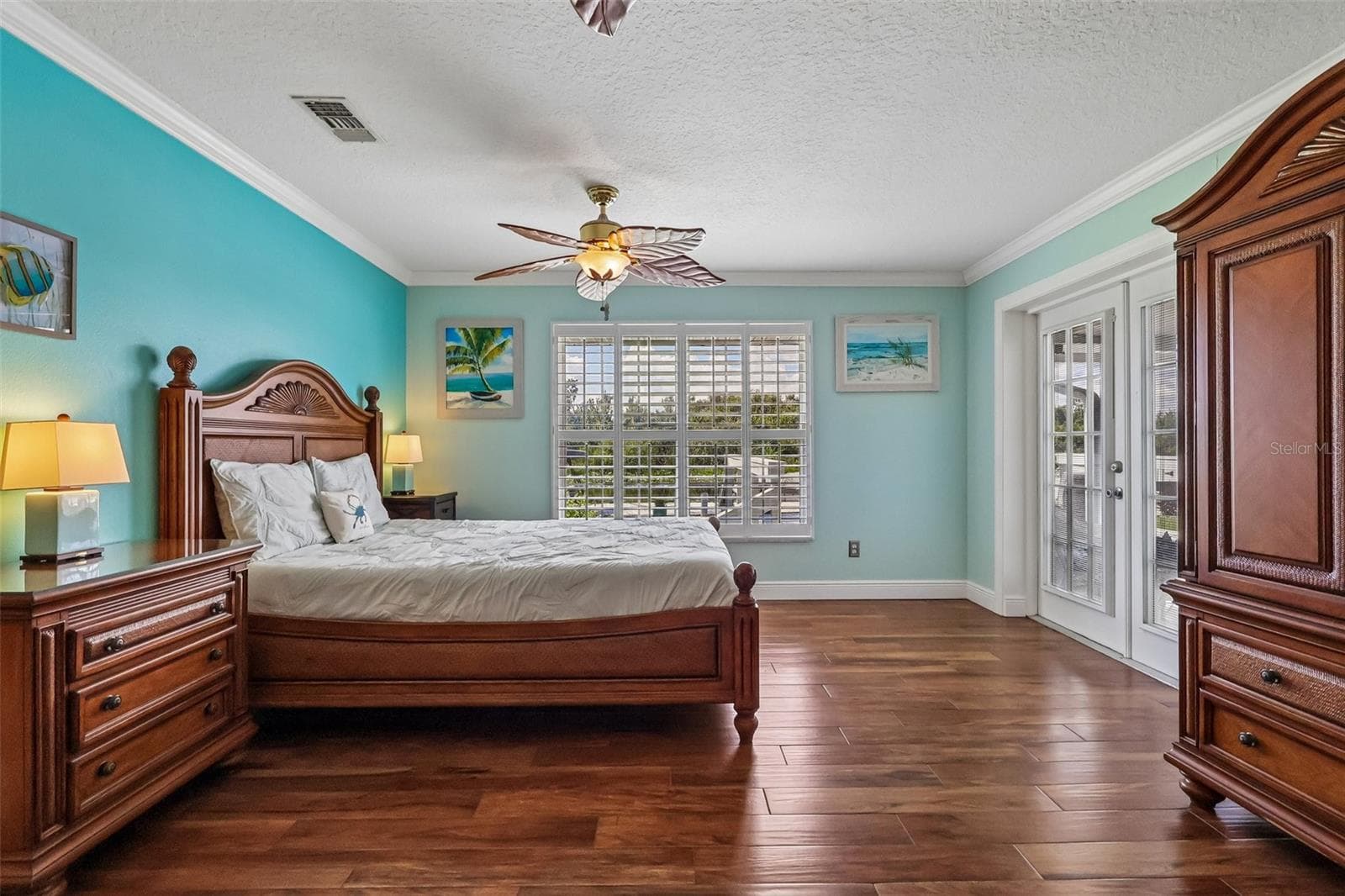 Beautiful french doors leading to Screened patio - 28116 LOIS DR, TAVARES