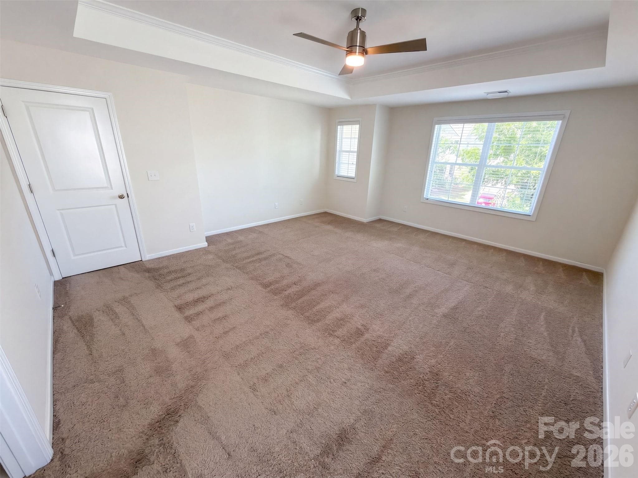Single Family Residence at 5015 Sea Cliff Lane, Lancaster, photo 4 of 15
