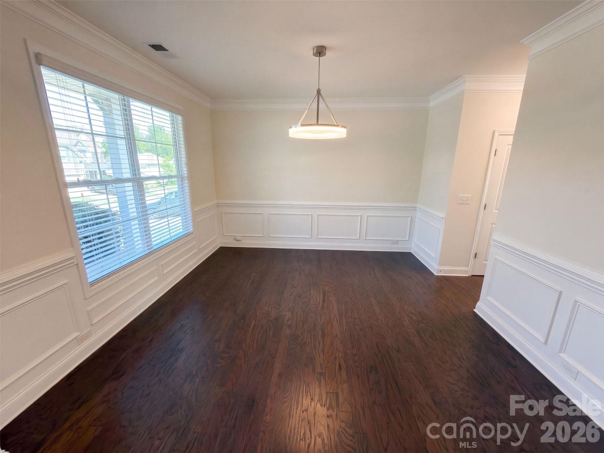 Single Family Residence at 5015 Sea Cliff Lane, Lancaster, photo 11 of 15