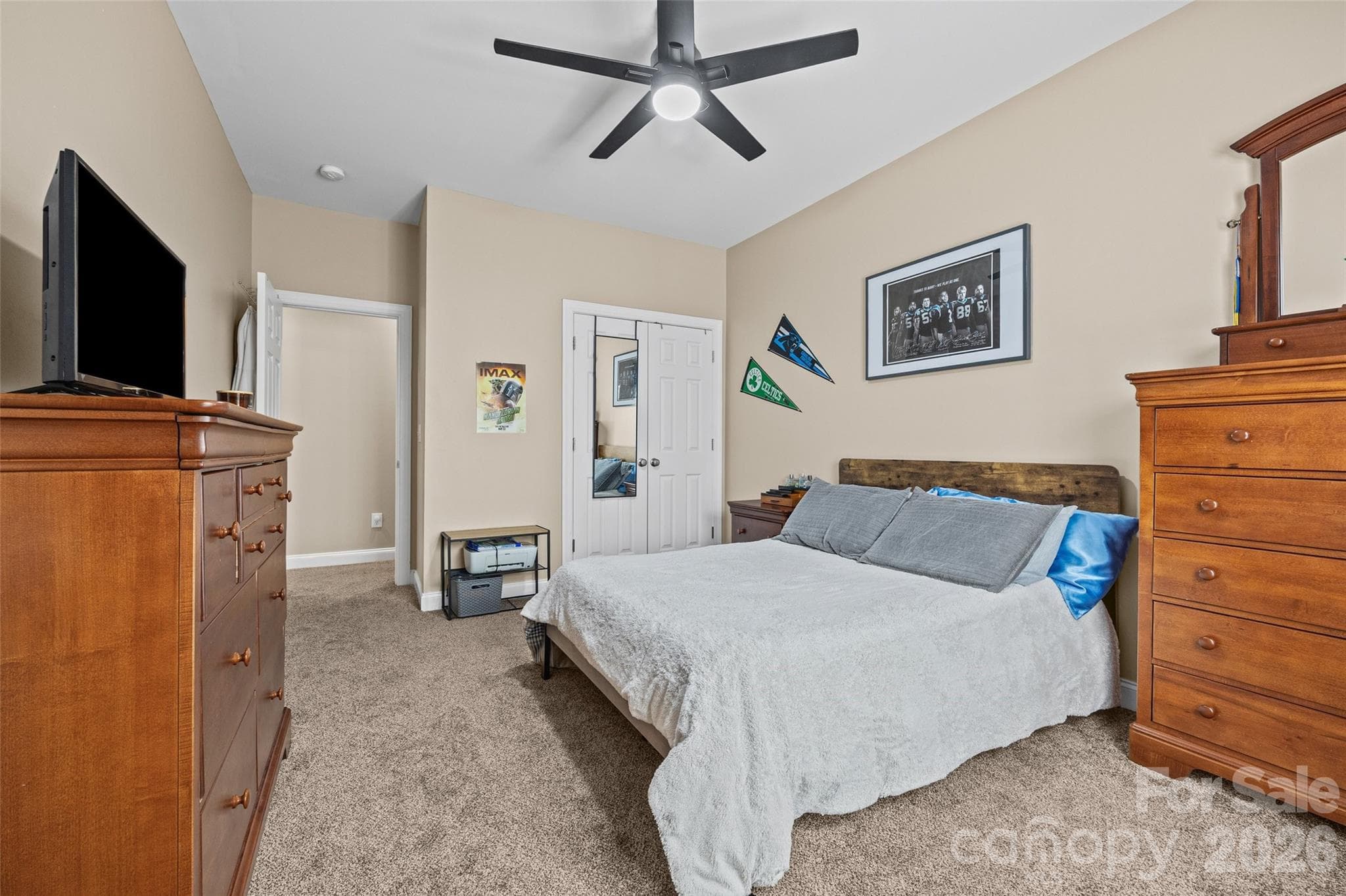 Single Family Residence at 1063 Hunters Run Drive, Tega Cay, photo 20 of 41