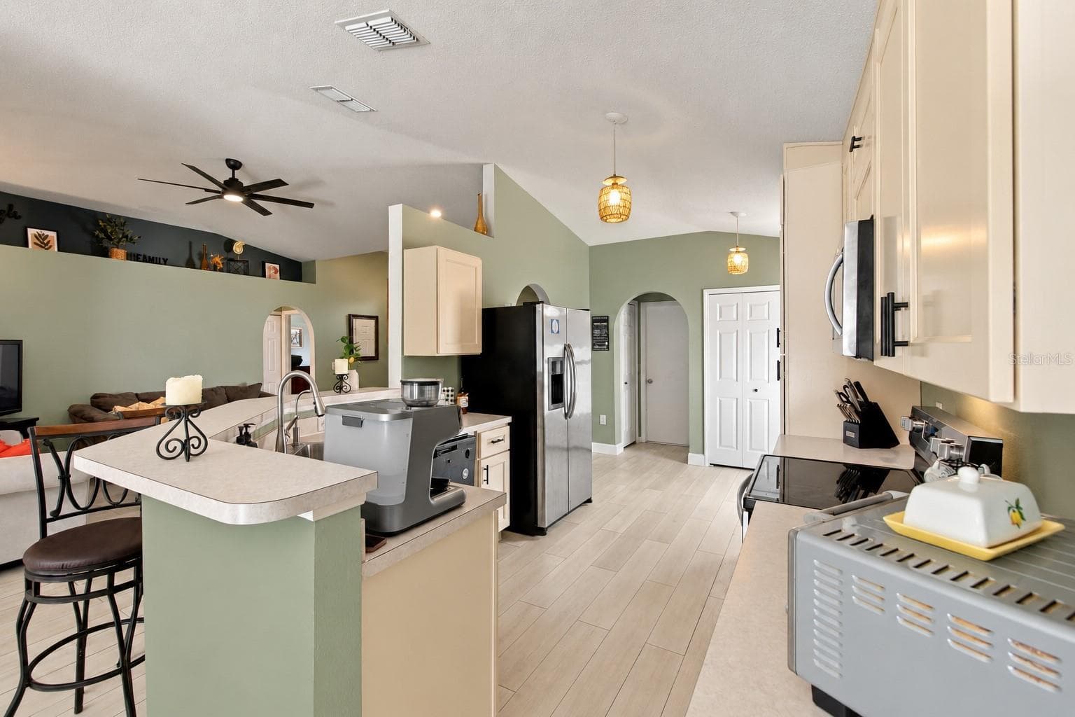 Single Family Residence at 13004 WATERBOURNE DR, GIBSONTON, photo 15 of 53