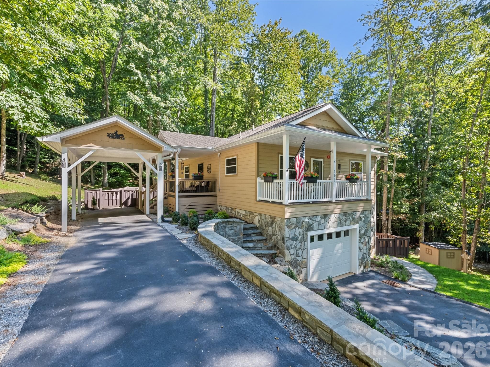 Single Family Residence at 100 Loafer Lane, Waynesville, photo 2 of 47