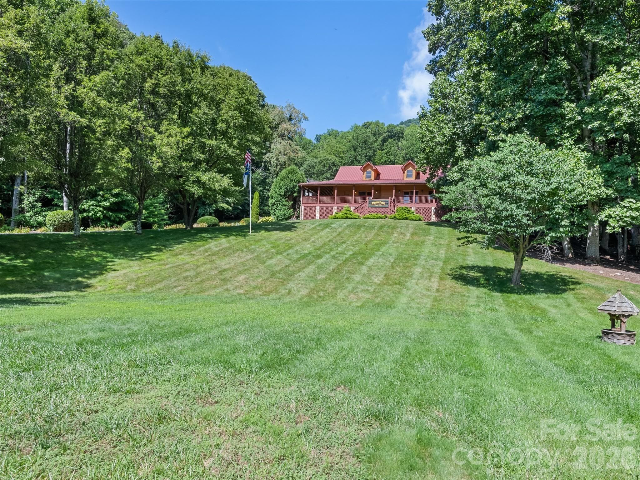 Single Family Residence at 100 Loafer Lane, Waynesville, photo 38 of 47