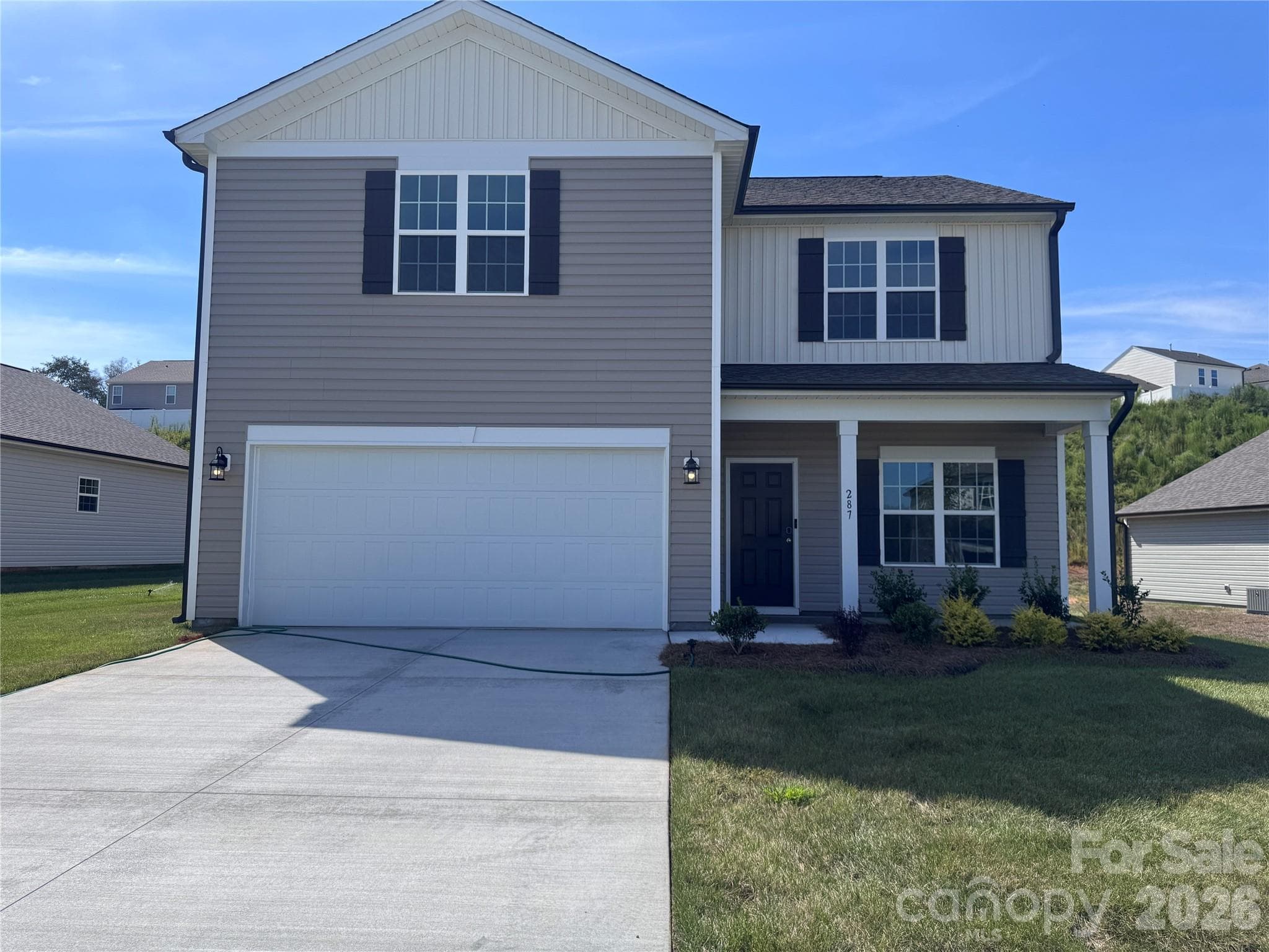 Single Family Residence at 287 Waylon Court, Lexington, photo 2 of 11