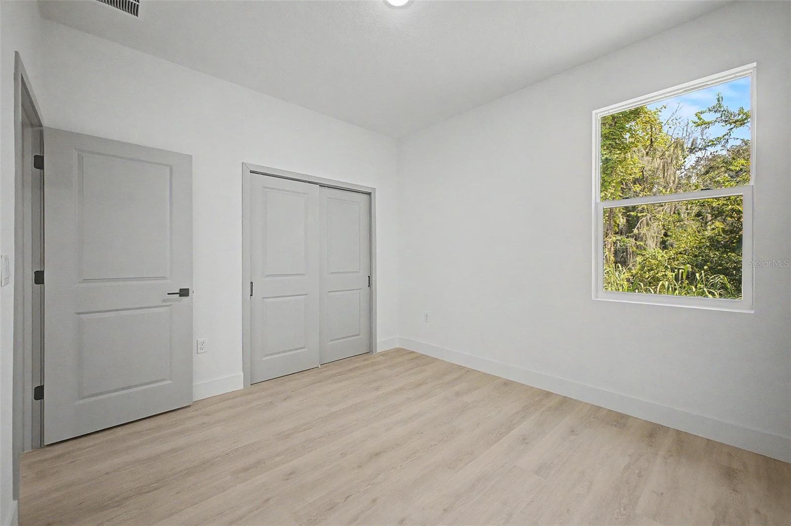 Single Family Residence at 127 HIBISCUS LN, DELTONA, photo 26 of 54