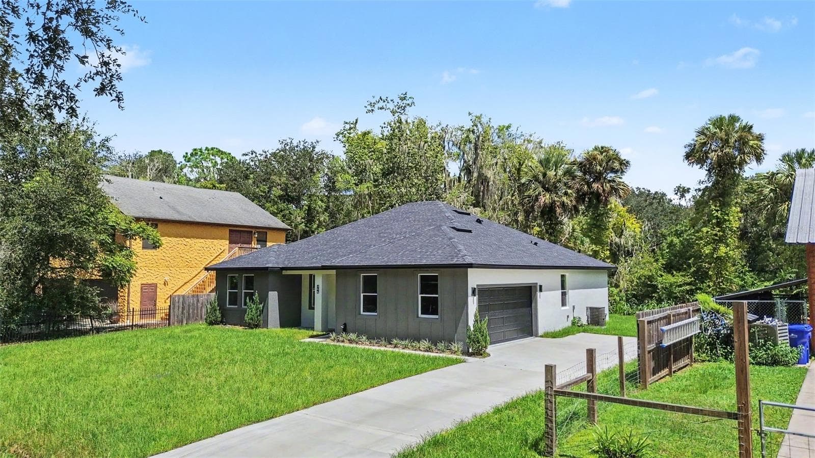 Single Family Residence at 127 HIBISCUS LN, DELTONA, photo 44 of 54
