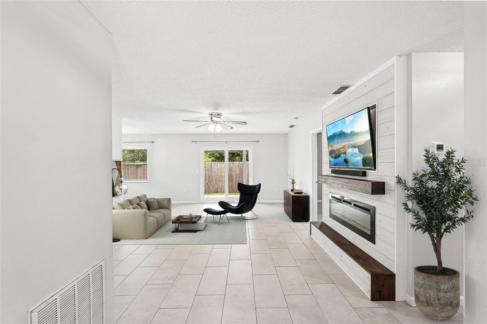 Virtually Staged - 8710 FILSON PL, SARASOTA