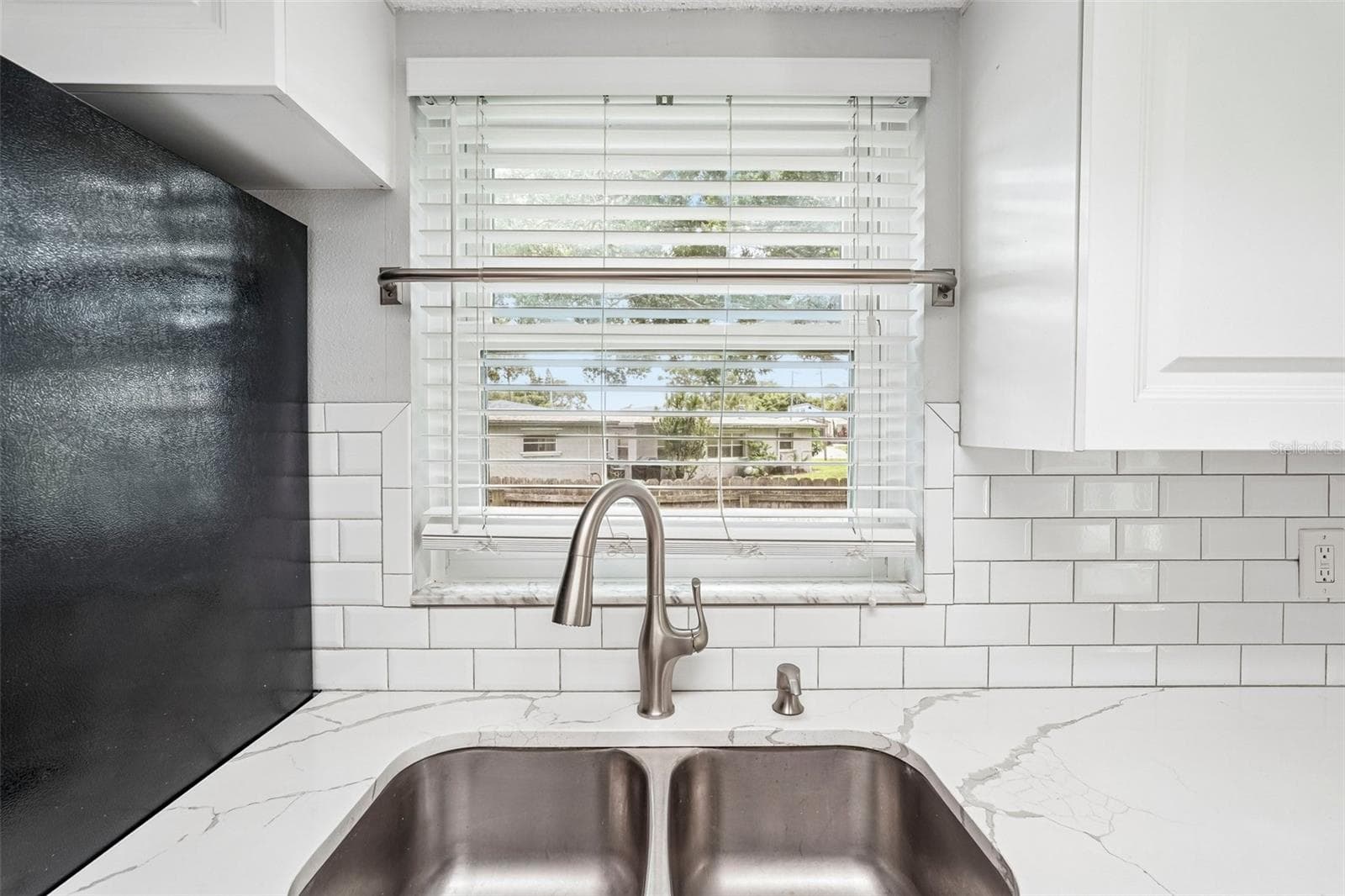 Single Family Residence at 8710 FILSON PL, SARASOTA, photo 14 of 33