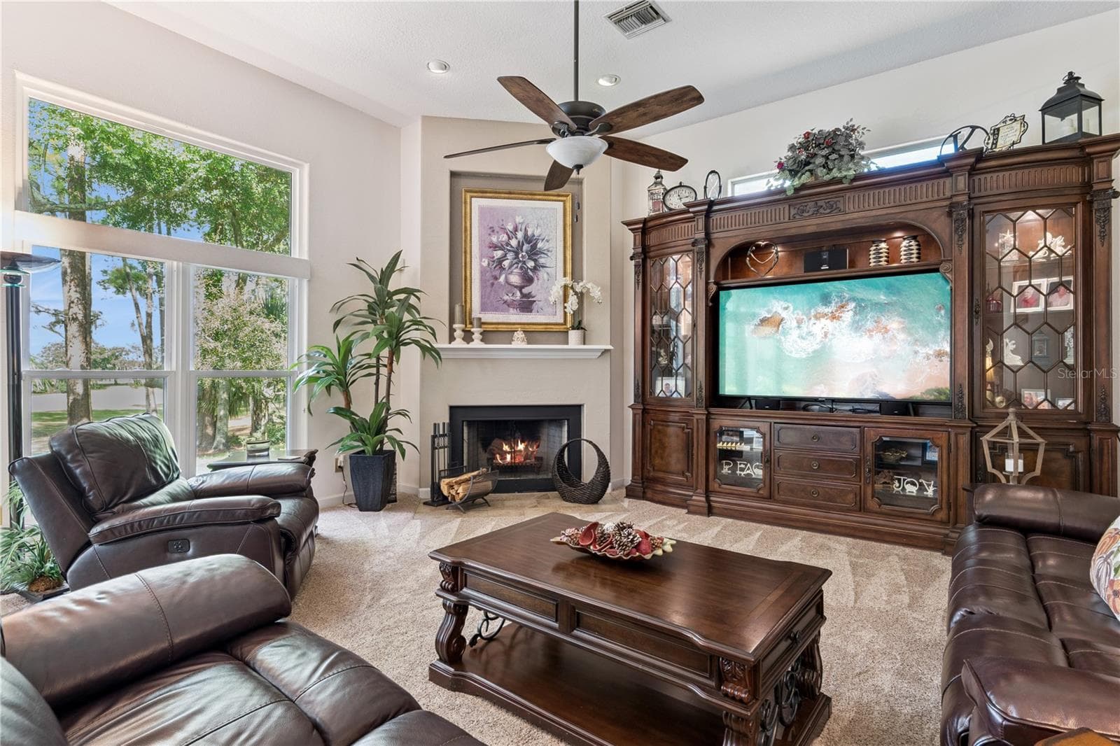 Single Family Residence at 635 CHATAS CT, LAKE MARY, photo 12 of 61