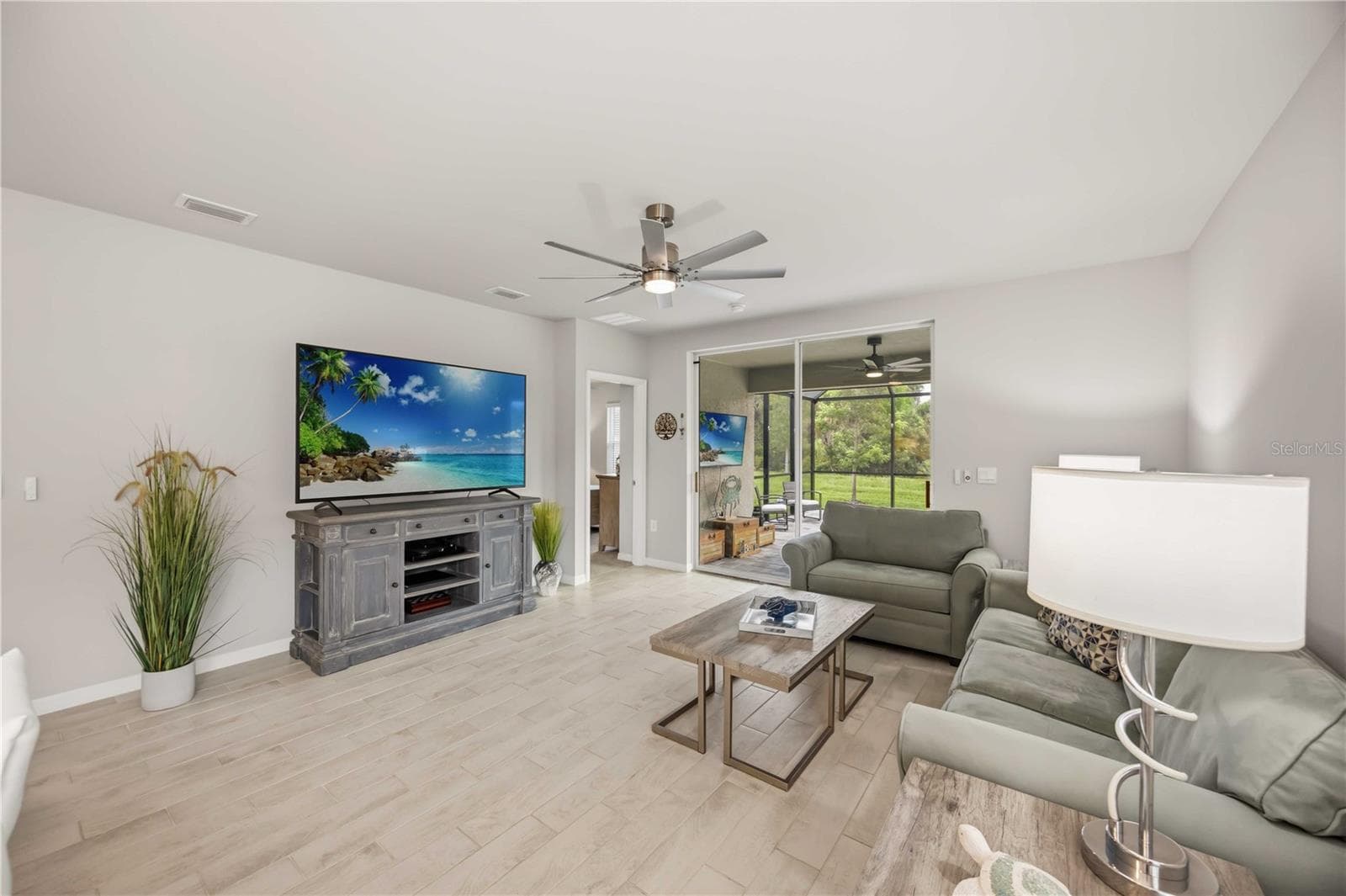 Villa at 1512 LAUREL BROOK LN, PORT CHARLOTTE, photo 5 of 50
