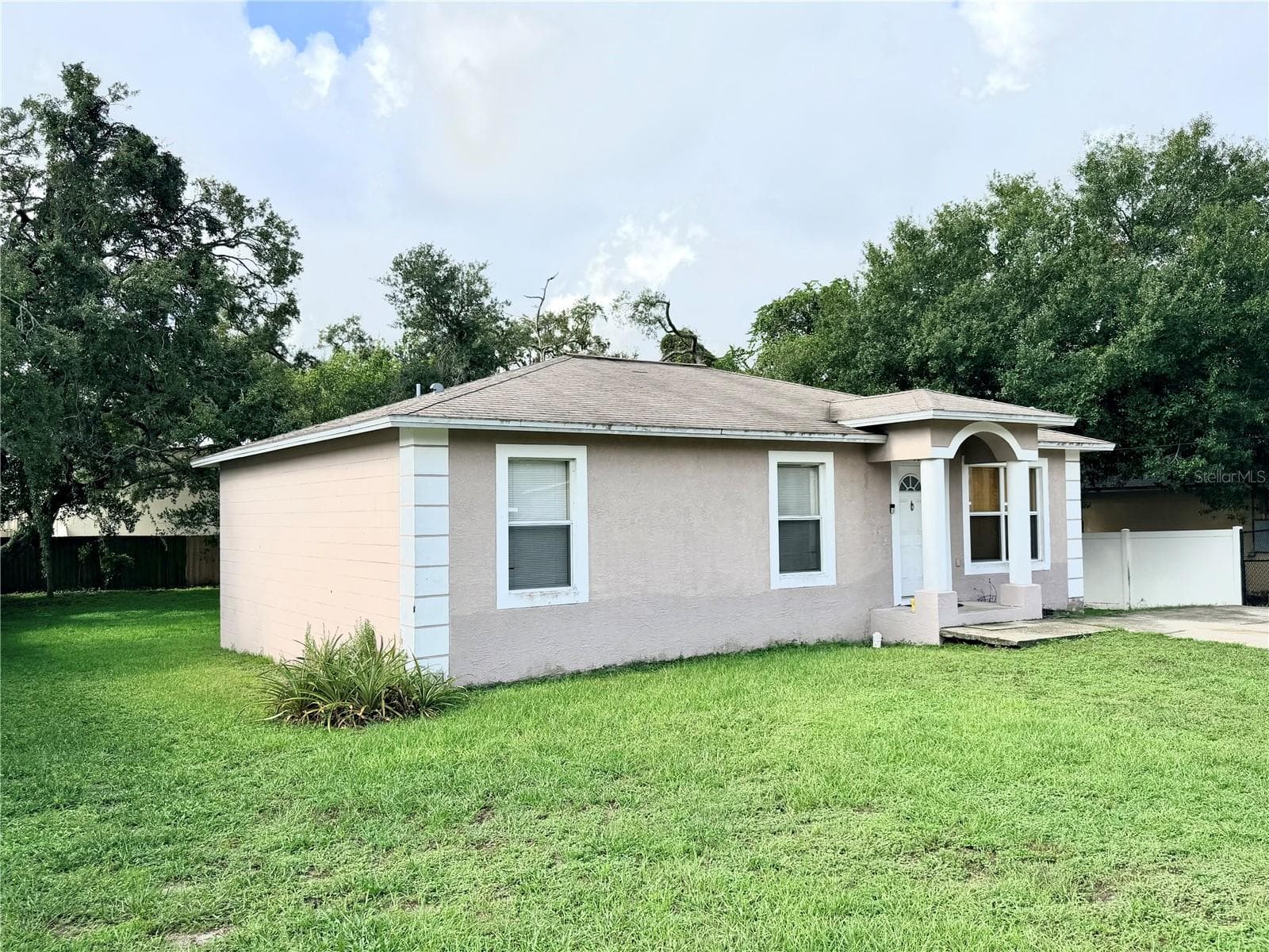 Single Family Residence at 4003 E HANLON ST, TAMPA, photo 2 of 2