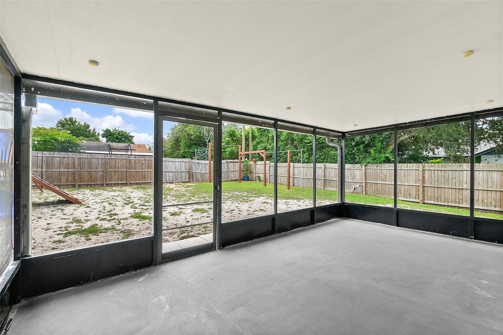 Single Family Residence at 769 COLEMAN AVE, DELTONA, photo 18 of 30