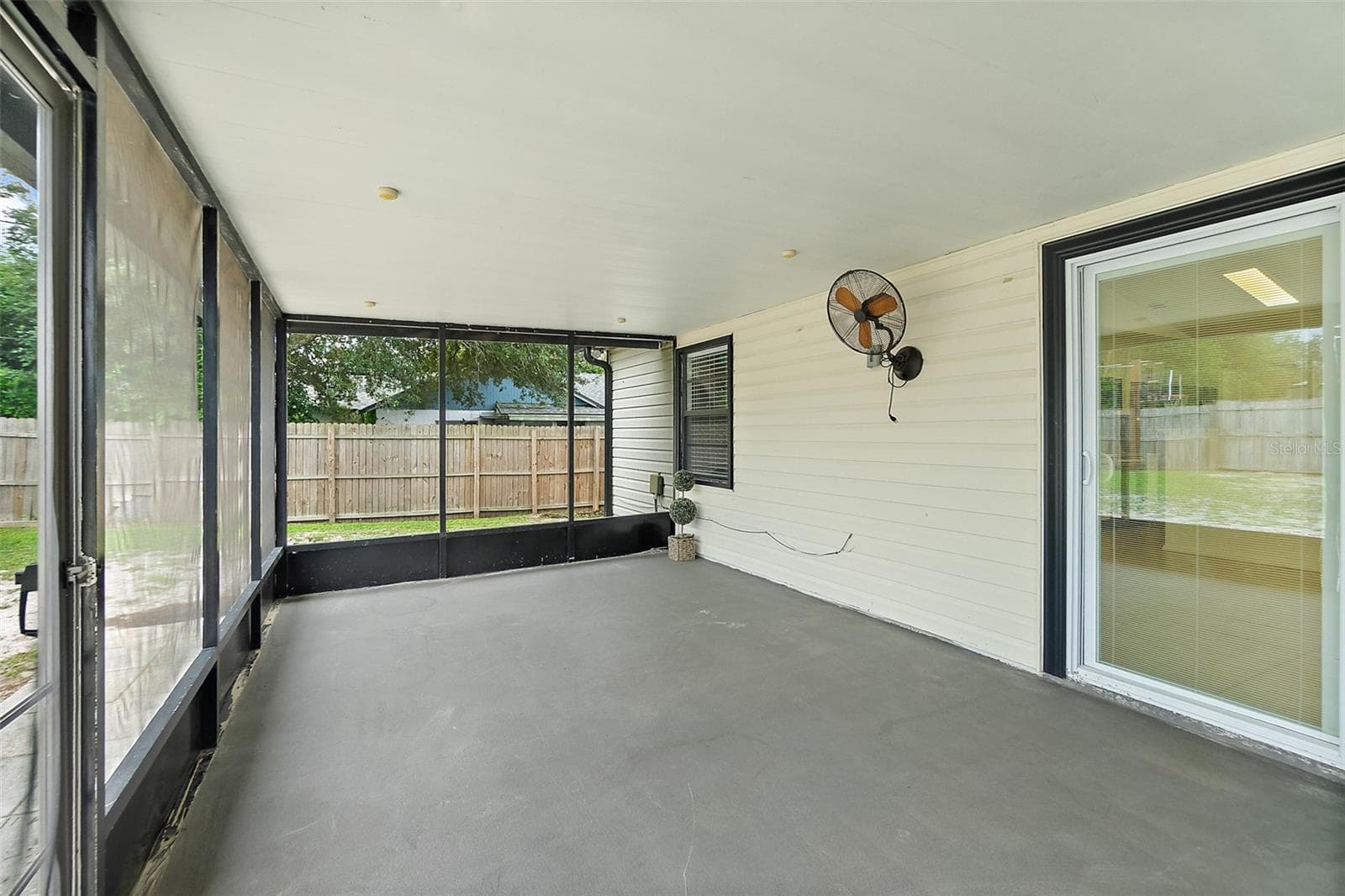 Single Family Residence at 769 COLEMAN AVE, DELTONA, photo 19 of 30