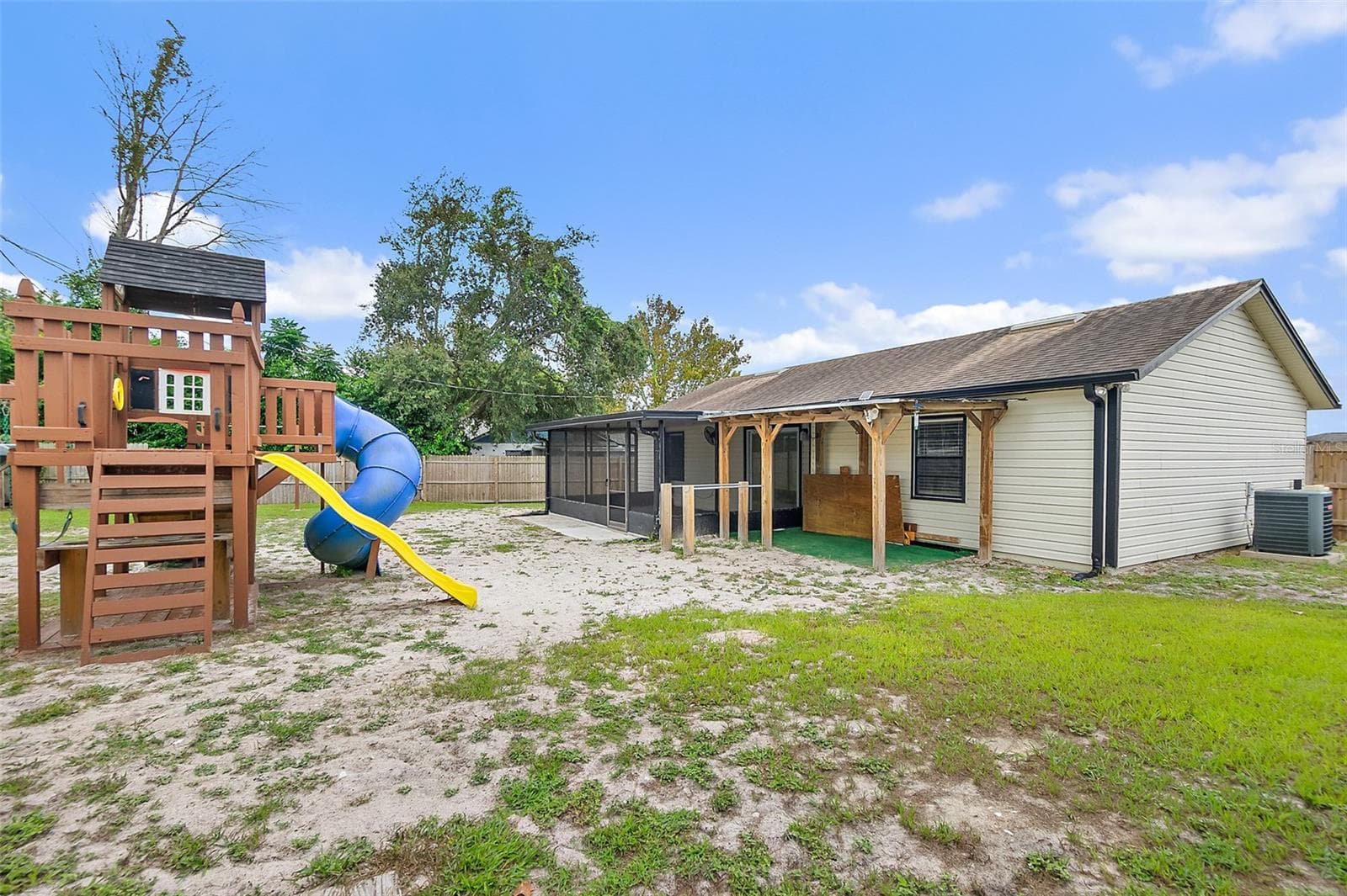 Single Family Residence at 769 COLEMAN AVE, DELTONA, photo 22 of 30