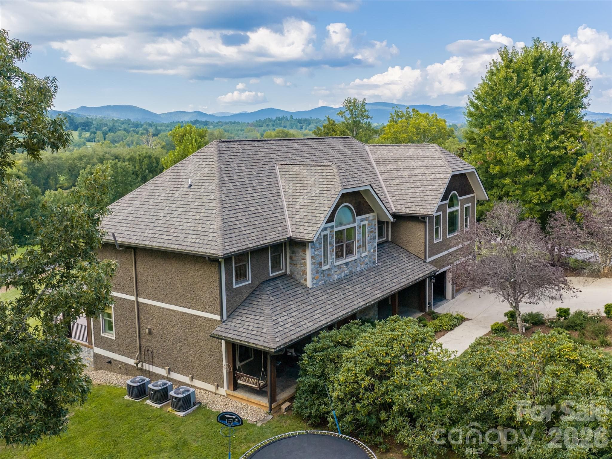 Single Family Residence at 3 Blue Heron Drive, Fletcher, photo 43 of 48