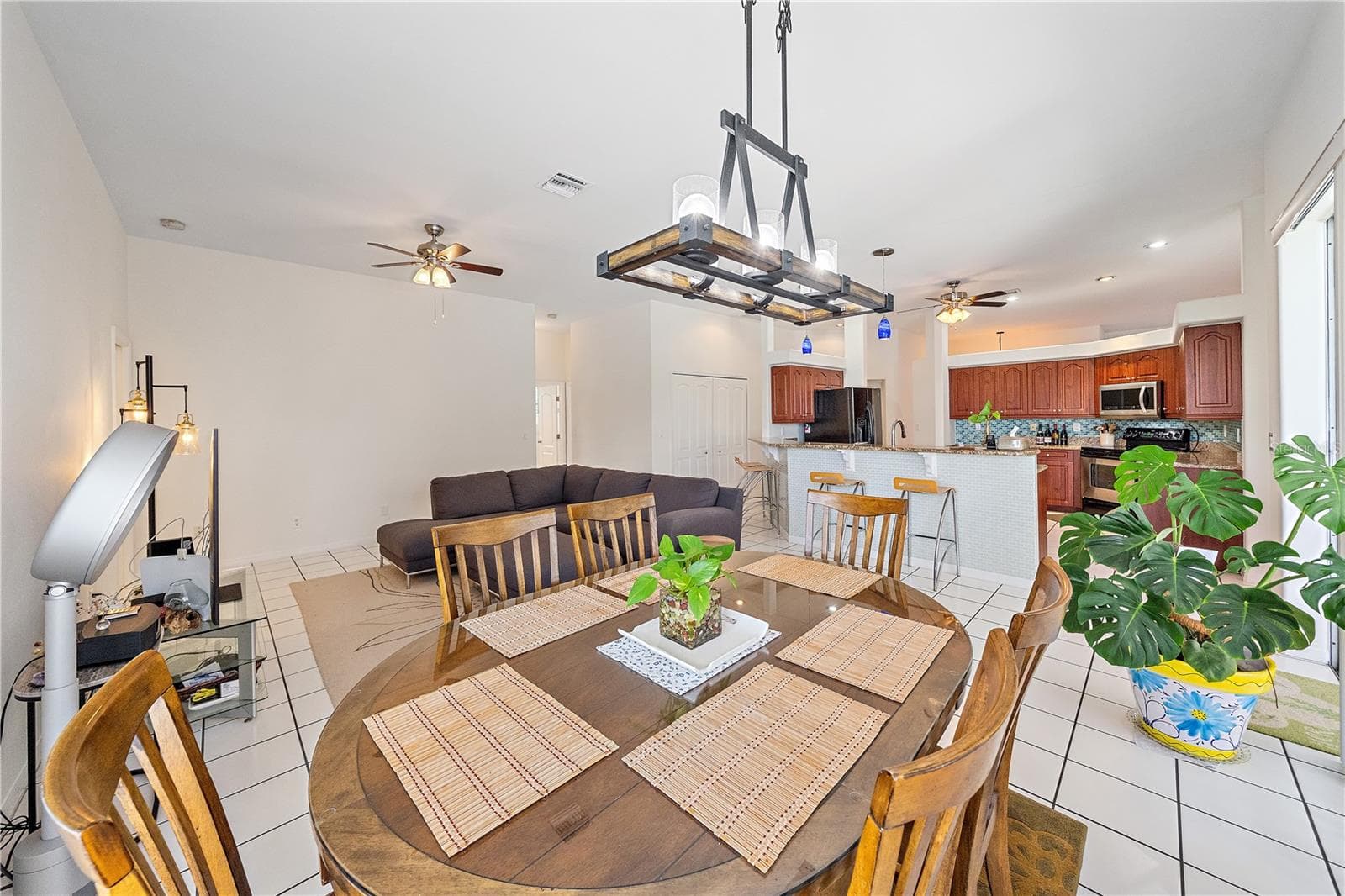Single Family Residence at 19291 PINE GLEN DR, FORT MYERS, photo 28 of 42
