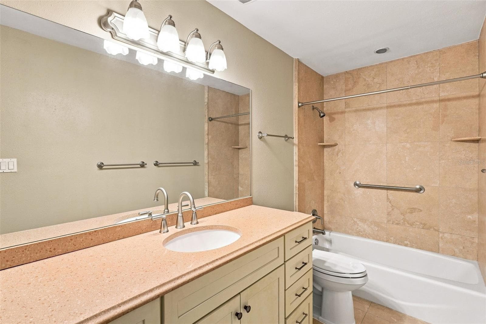 Single Family Residence at 124 OAKS CT, SANFORD, photo 11 of 43