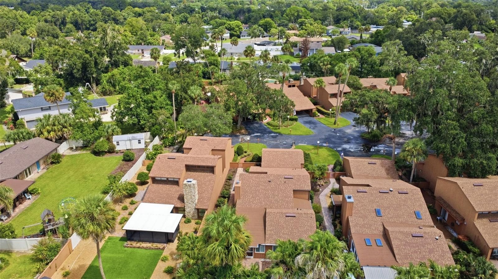 Single Family Residence at 124 OAKS CT, SANFORD, photo 43 of 43