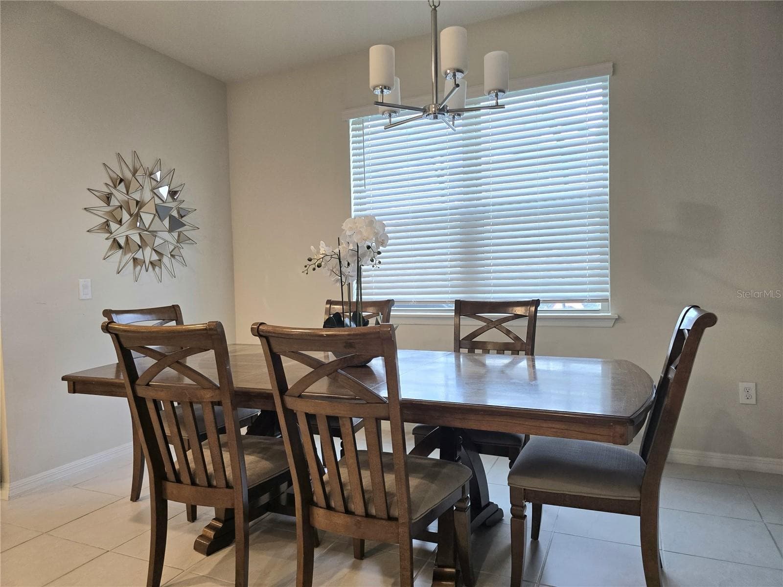 Formal Dining - 2462 DUBAI ST, KISSIMMEE