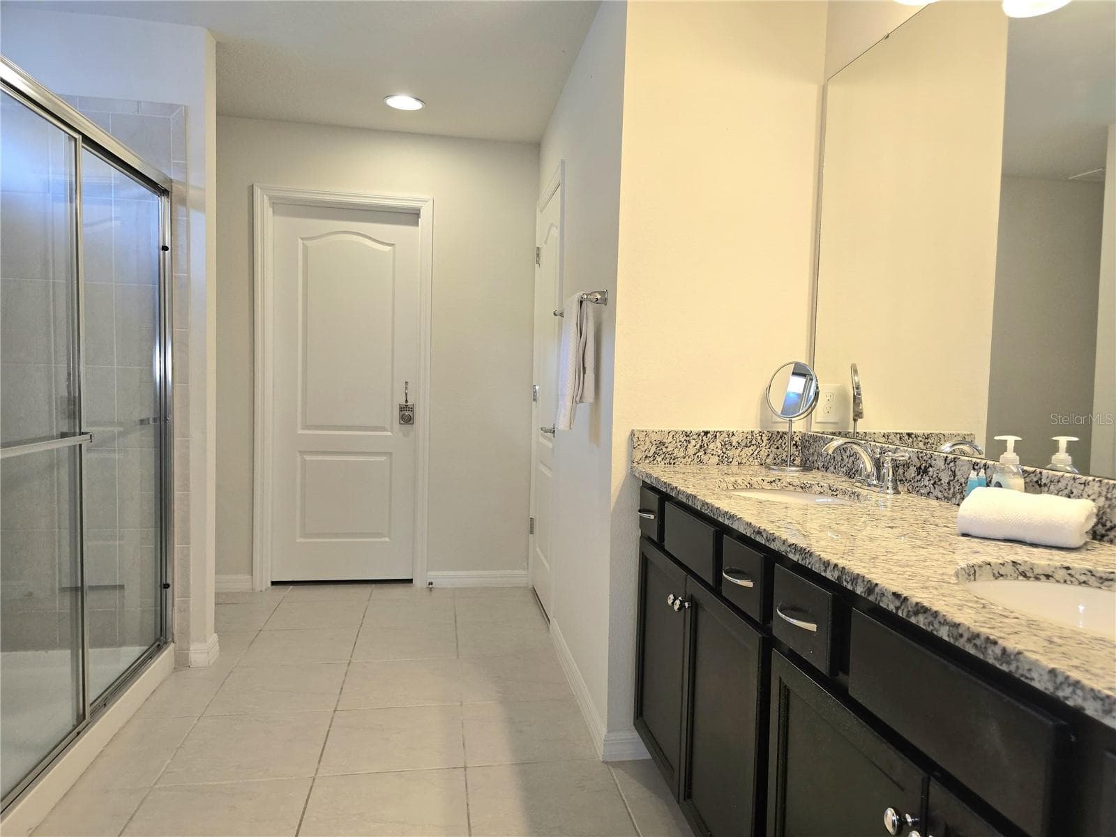 Primary Bathroom - 2462 DUBAI ST, KISSIMMEE