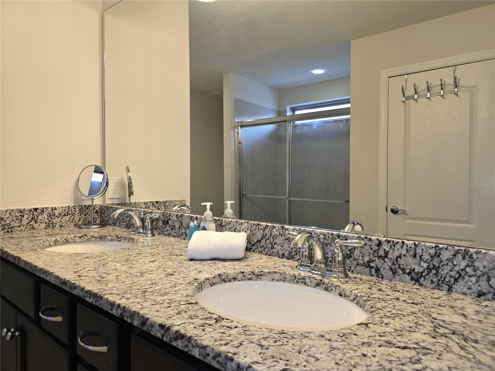 Primary Bathroom - 2462 DUBAI ST, KISSIMMEE
