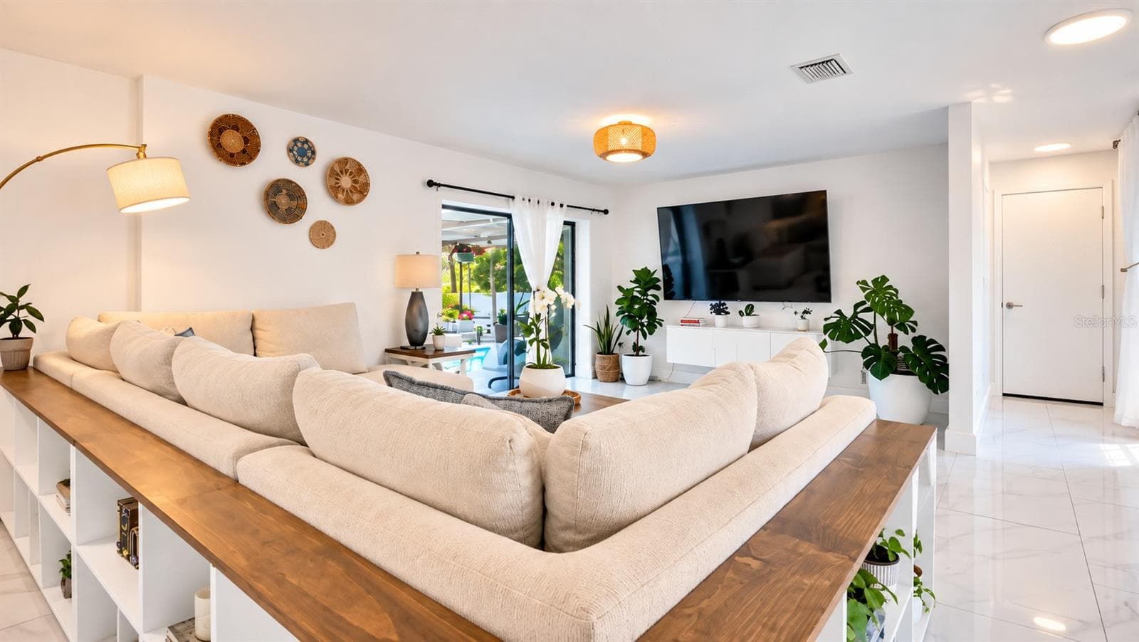 Single Family Residence at 1307 NORMANDY CIR, PALM HARBOR, photo 12 of 80