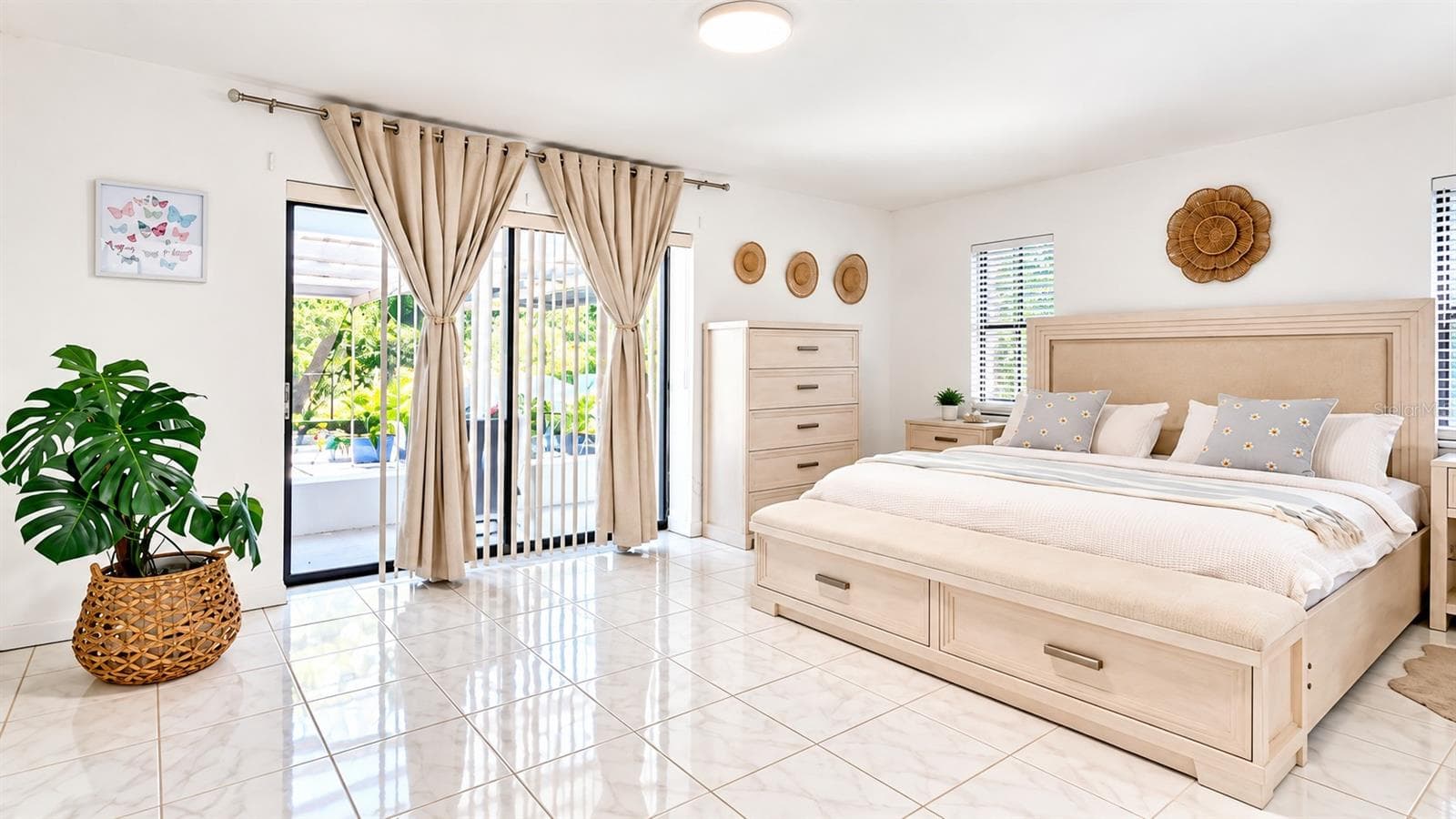 Single Family Residence at 1307 NORMANDY CIR, PALM HARBOR, photo 21 of 80