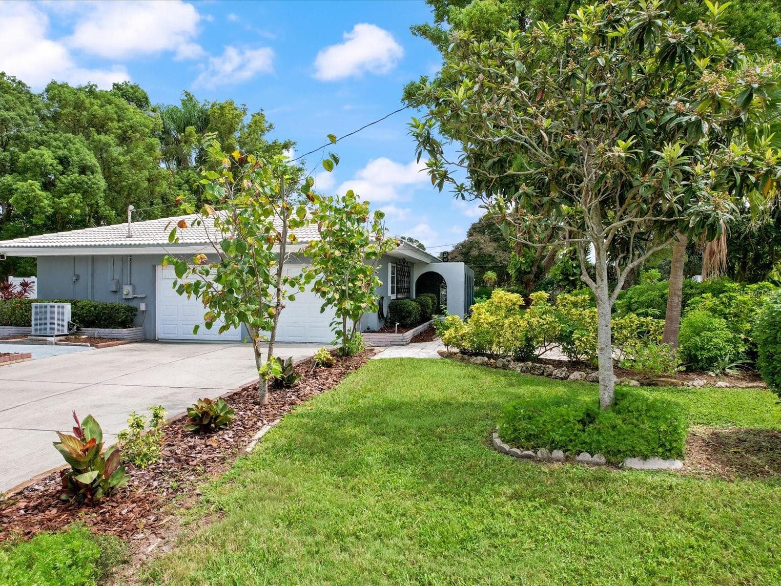 Single Family Residence at 2100 MCKINLEY ST, CLEARWATER, photo 46 of 55