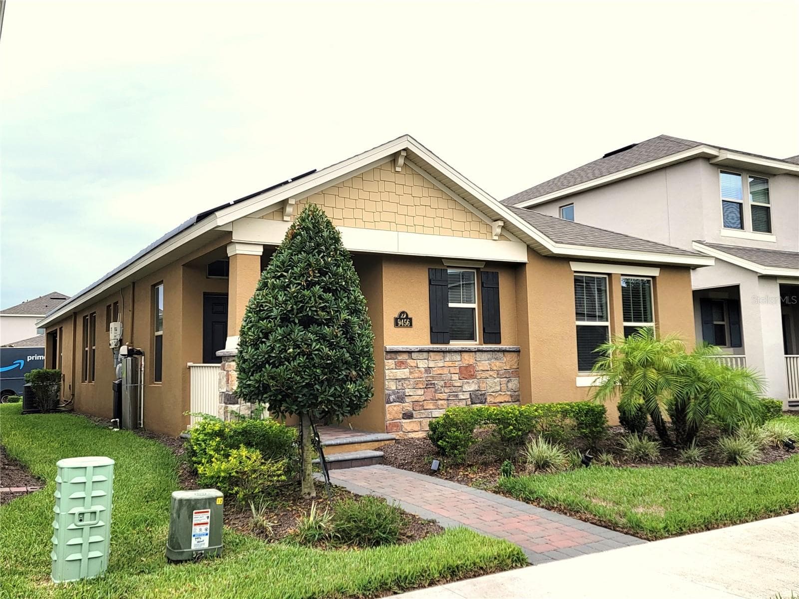 9456 KOMIKA LN