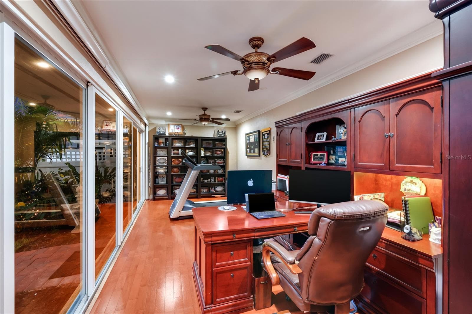 Large Office - 7208 19TH AVE NW, BRADENTON