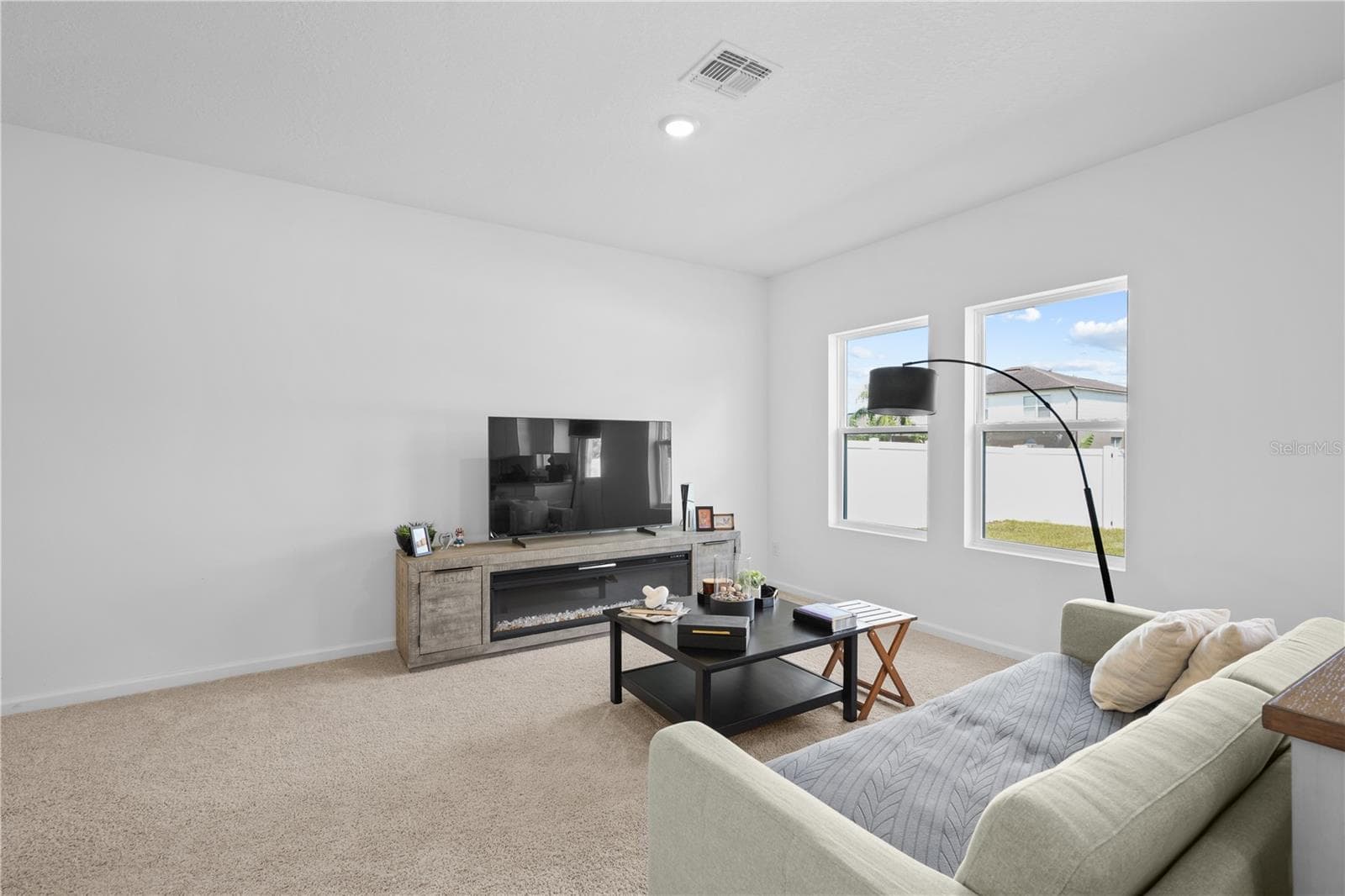 Single Family Residence at 1451 DALKEITH CV, SANFORD, photo 8 of 26