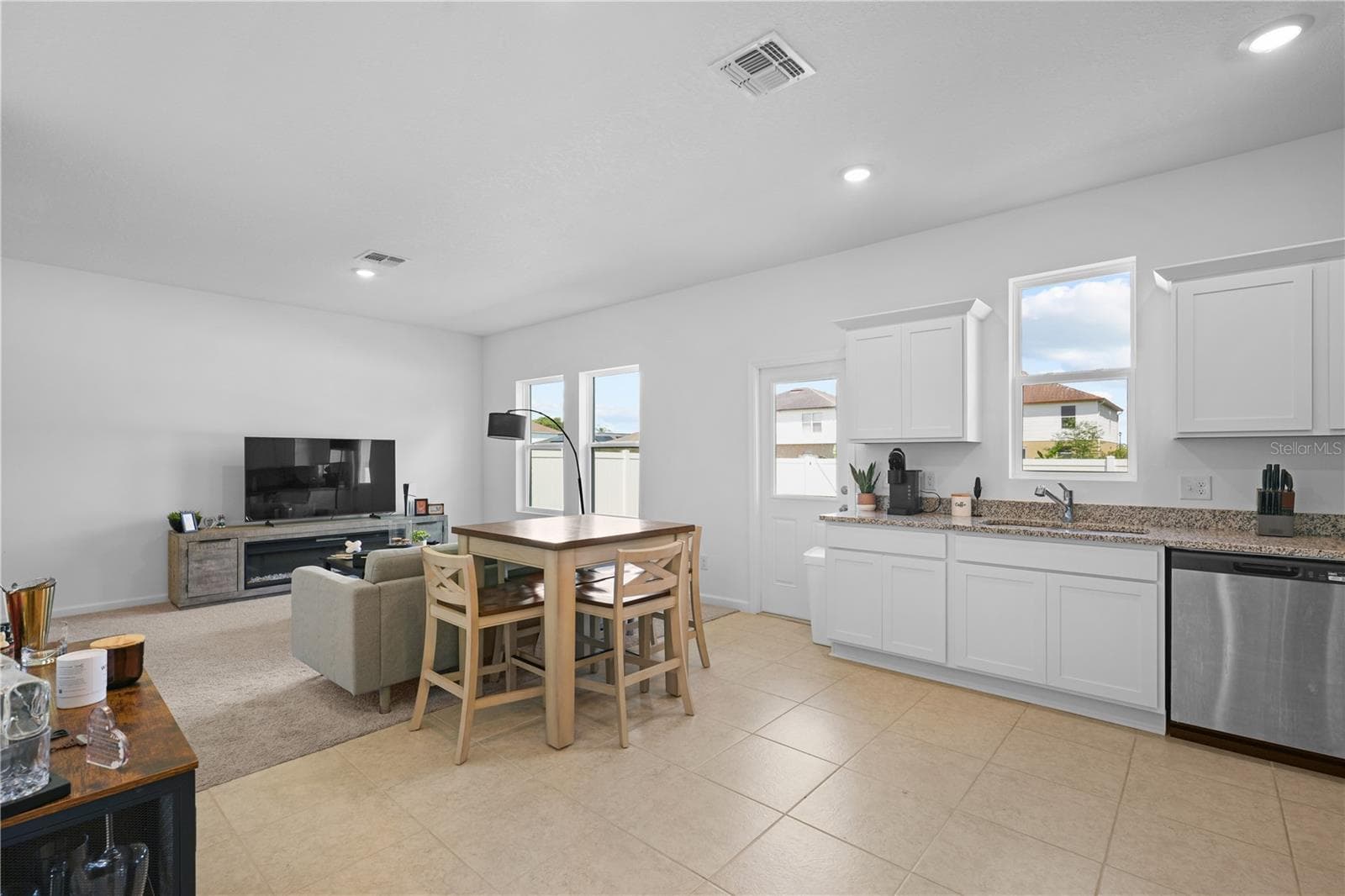 Single Family Residence at 1451 DALKEITH CV, SANFORD, photo 10 of 26