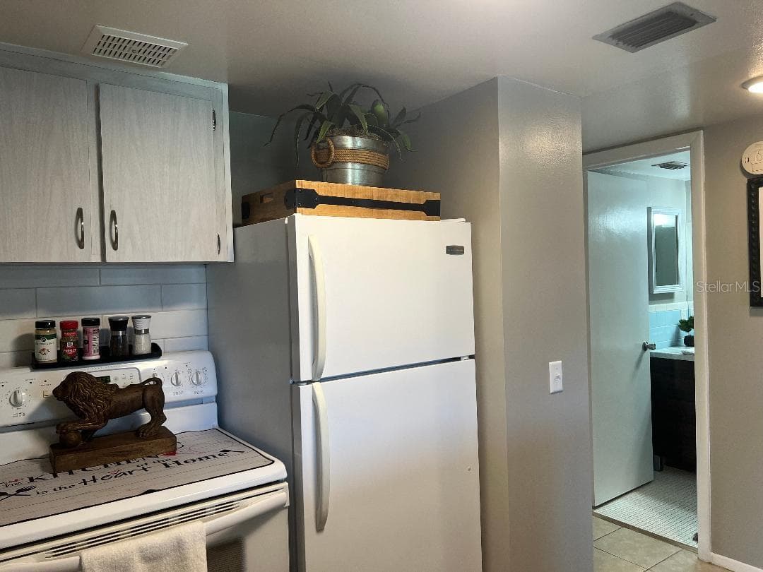 Condominium at 2000 WORLD PARKWAY BLVD #20, CLEARWATER, photo 13 of 46