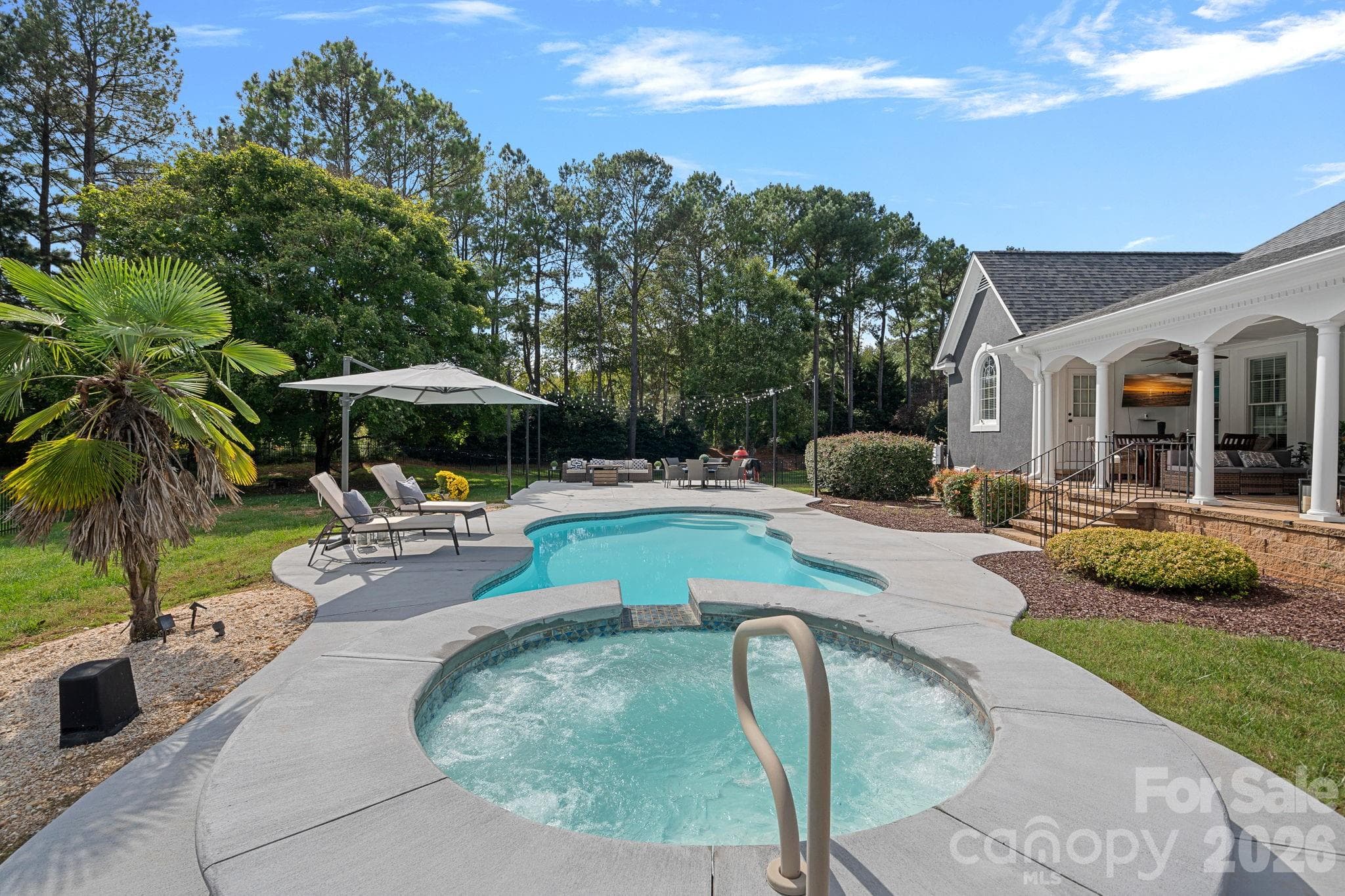 Single Family Residence at 18806 Boundary Oaks Court, Davidson, photo 32 of 48