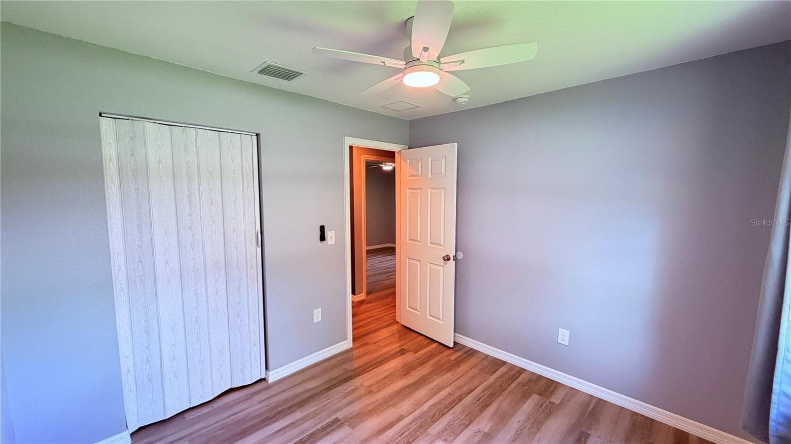 Single Family Residence at 5130 LESCOT LN, ORLANDO, photo 8 of 17