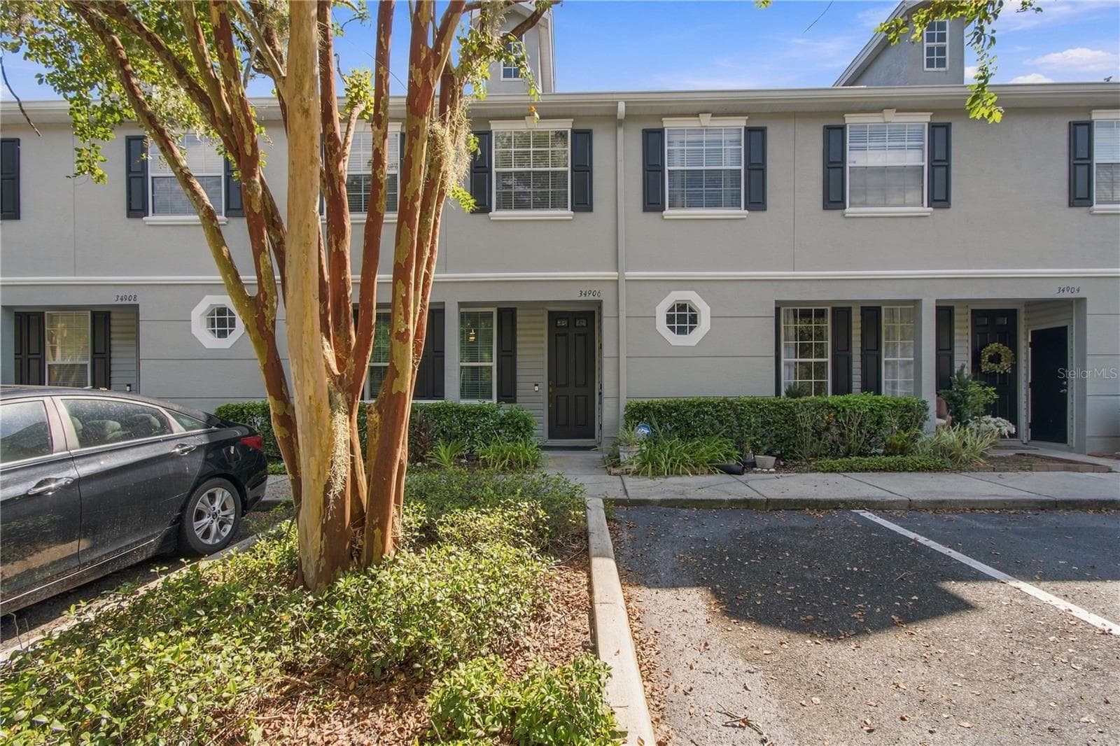 Townhouse at 34906 TEEVIEW LN, ZEPHYRHILLS, photo 6 of 90