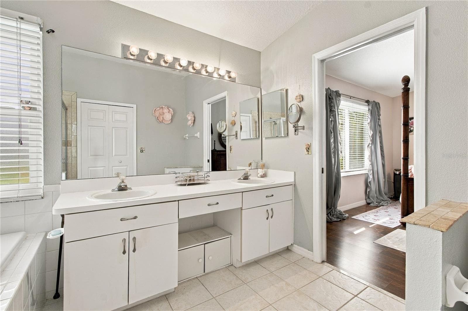 Townhouse at 34906 TEEVIEW LN, ZEPHYRHILLS, photo 38 of 90