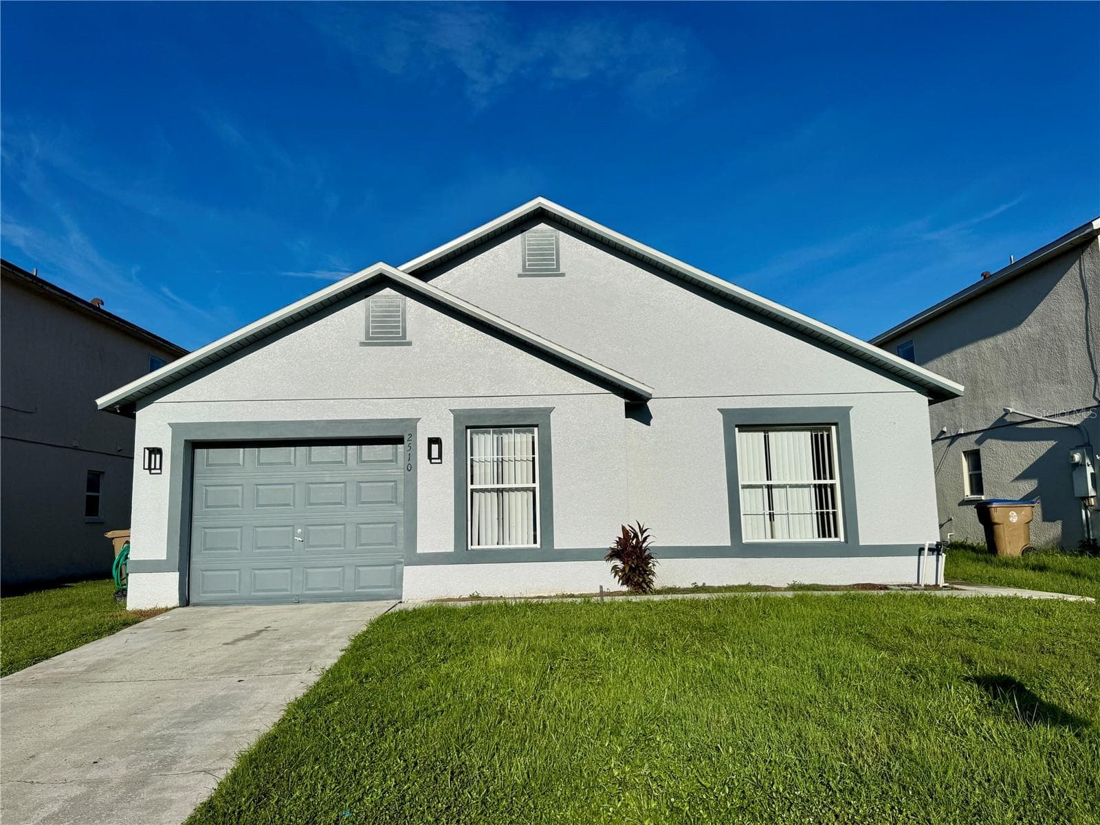 2510 HAMLET LN