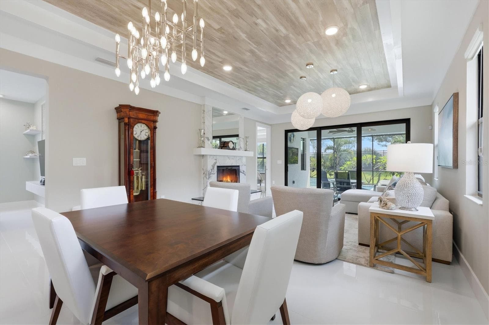 Single Family Residence at 5224 BARNETT CIR, BRADENTON, photo 14 of 79