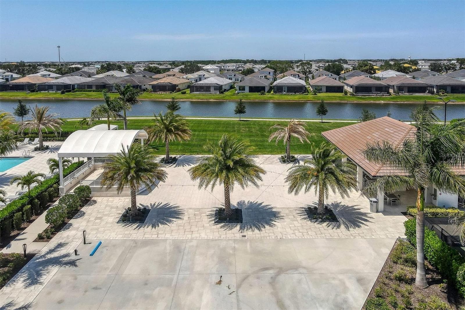 Single Family Residence at 5224 BARNETT CIR, BRADENTON, photo 68 of 79