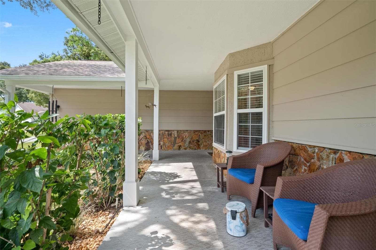 Single Family Residence at 2632 ROYAL RIDGE DR, SPRING HILL, photo 4 of 62
