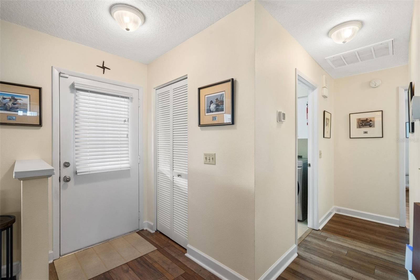 Single Family Residence at 2632 ROYAL RIDGE DR, SPRING HILL, photo 6 of 62