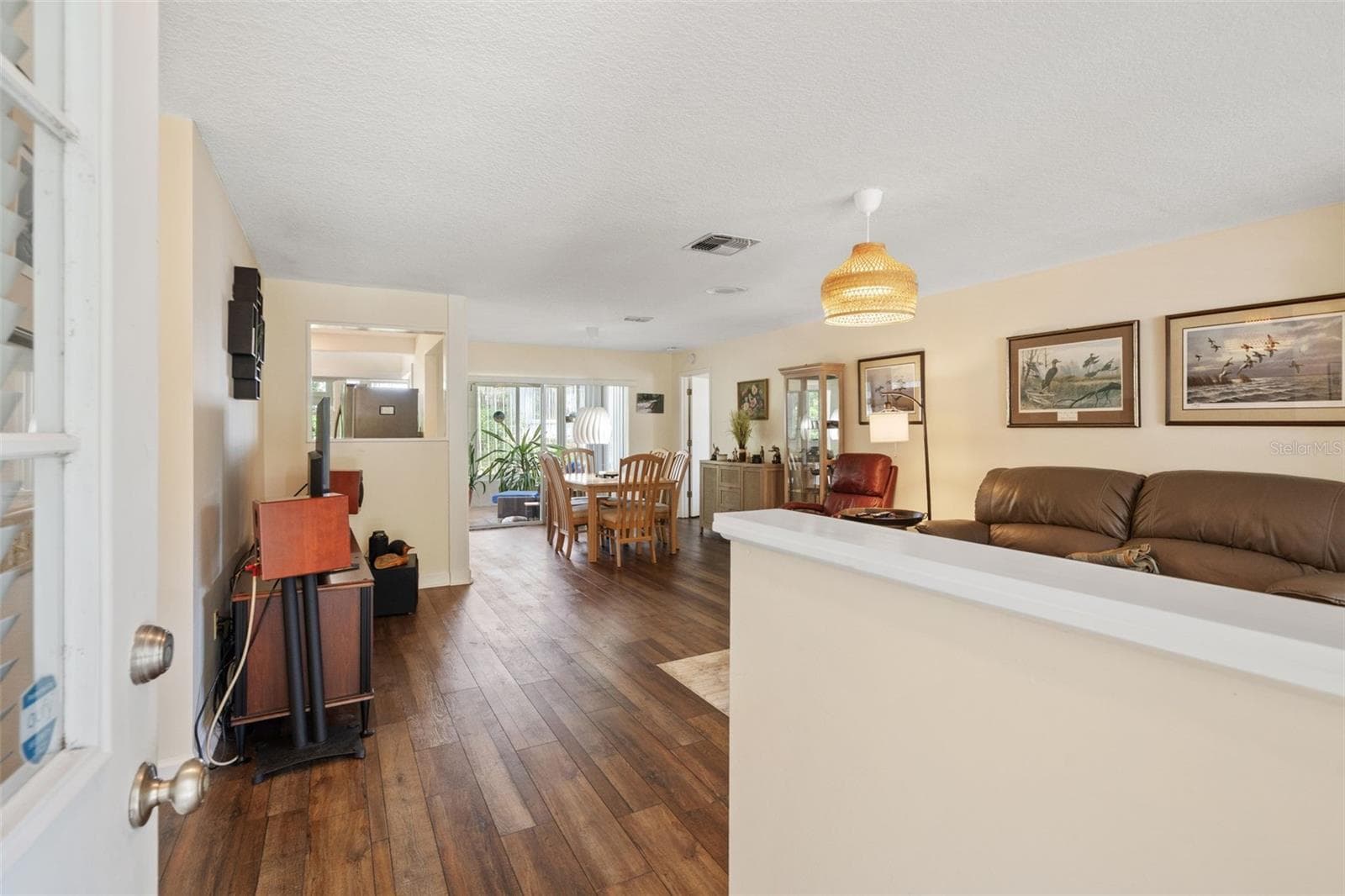 Single Family Residence at 2632 ROYAL RIDGE DR, SPRING HILL, photo 7 of 62