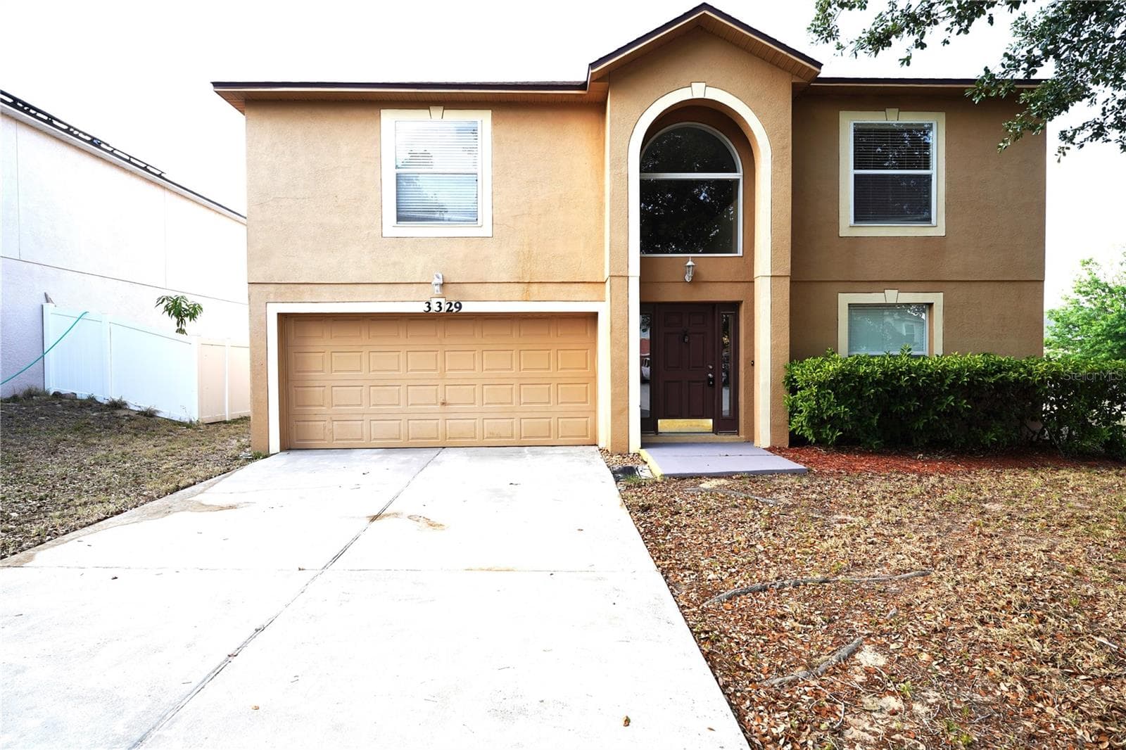 3329 WHITE BLOSSOM LN