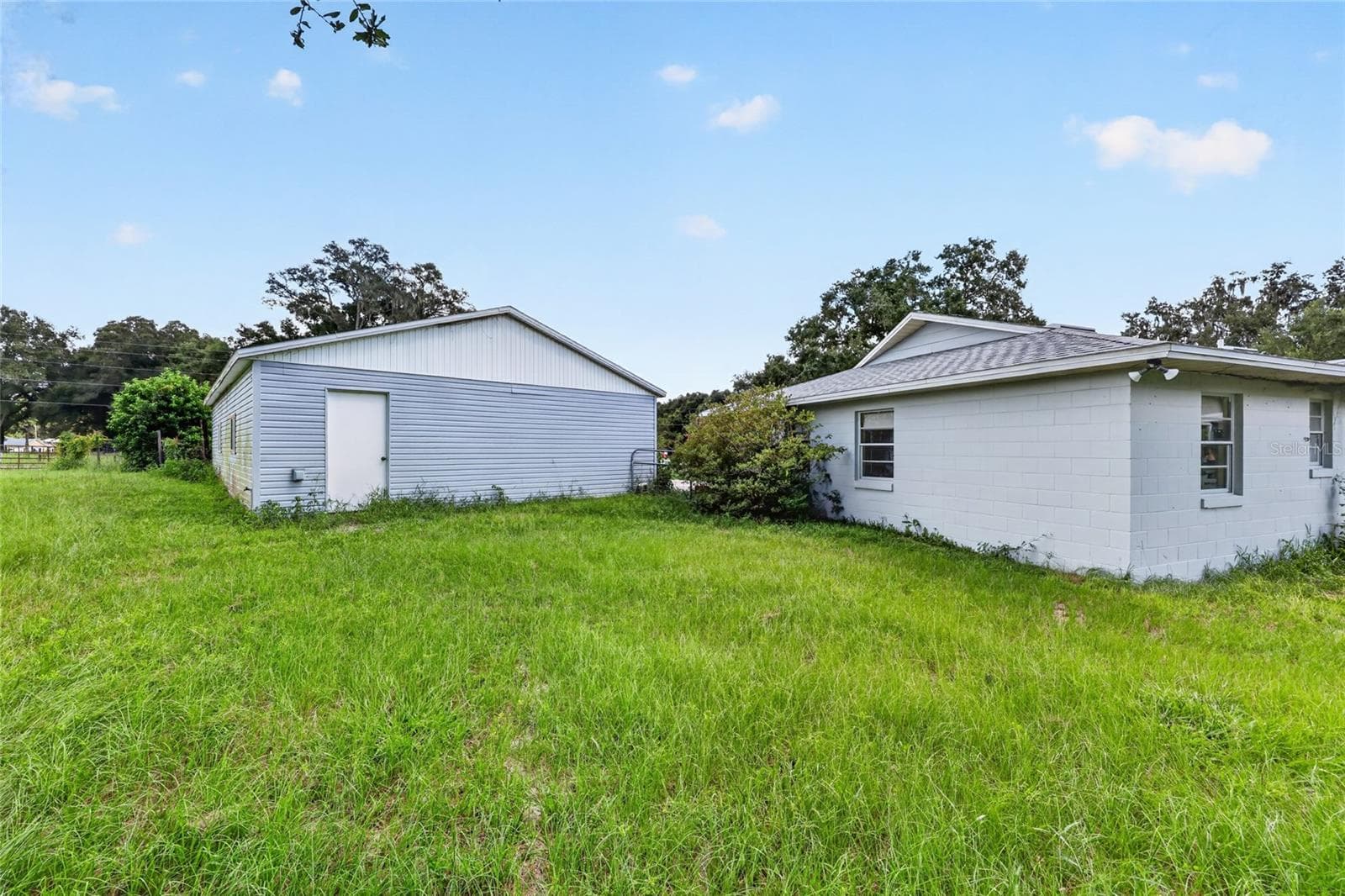 Single Family Residence at 15720 SE 27TH AVE, SUMMERFIELD, photo 37 of 56