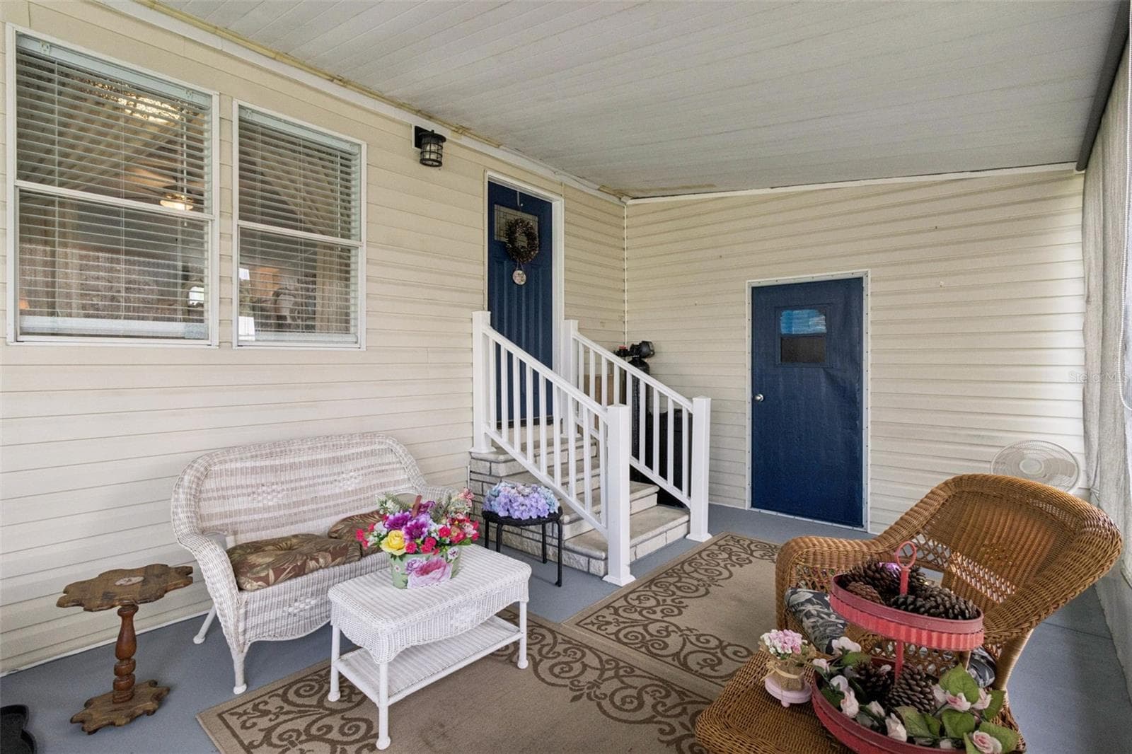 Manufactured Home at 6141 ZEPHYR RIDGE DR, ZEPHYRHILLS, photo 5 of 39
