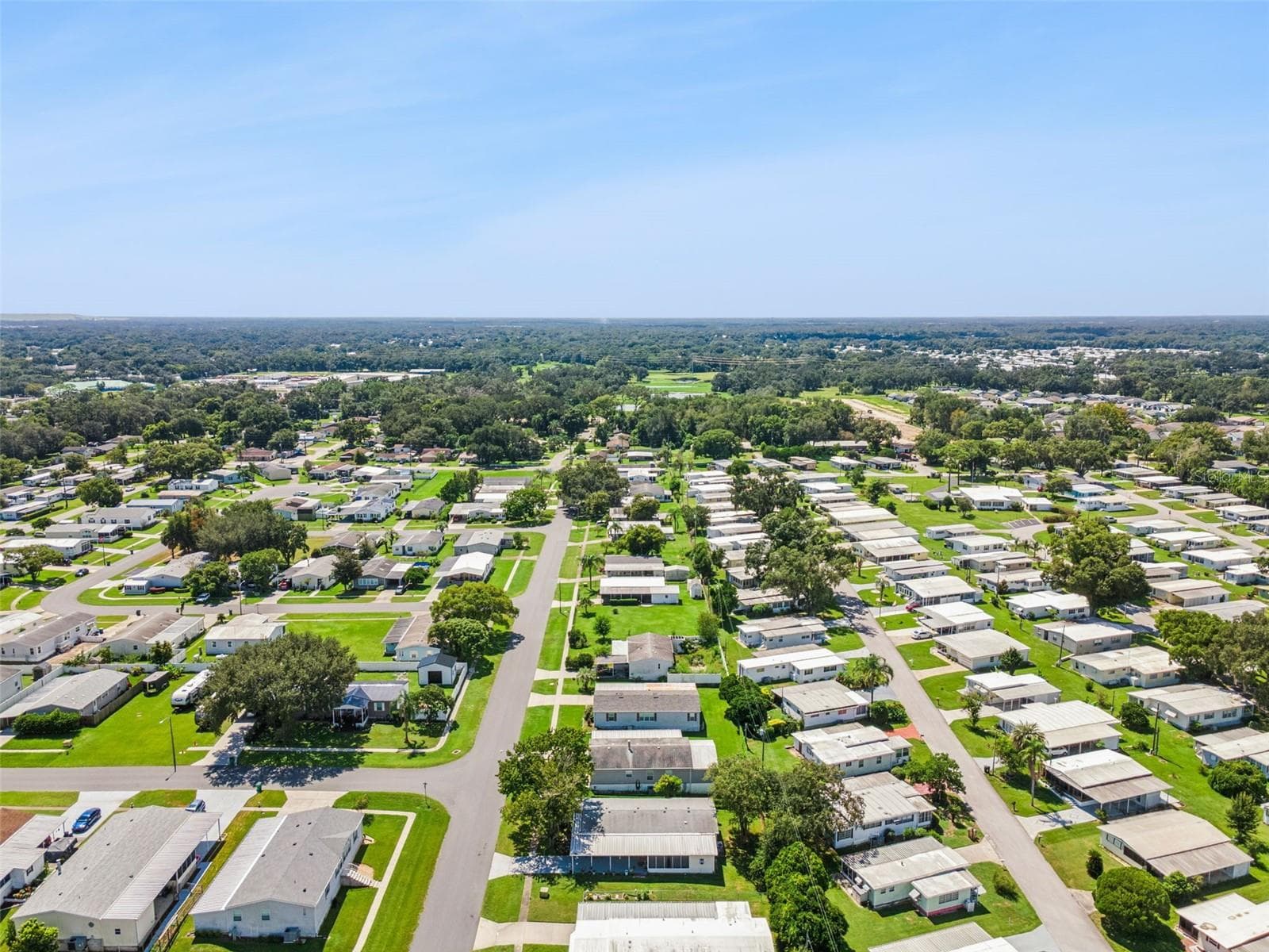 Manufactured Home at 6141 ZEPHYR RIDGE DR, ZEPHYRHILLS, photo 36 of 39