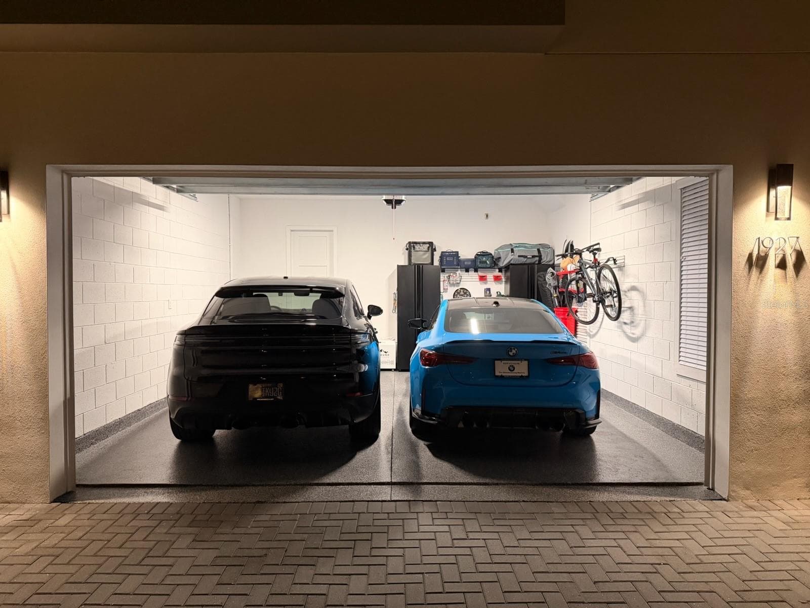 Showing 2 car garage - 1927 S LAKEMONT AVE, WINTER PARK