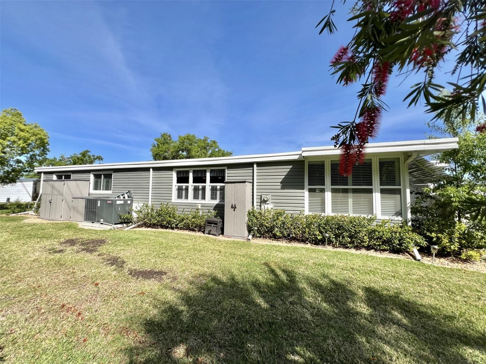 Mobile Home at 207 HAWTHORNE BLVD, LEESBURG, photo 69 of 71